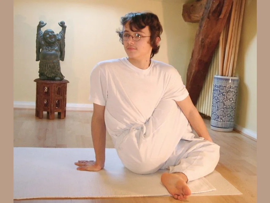 Half Lord of the Fishes (Ardha Matsyendrasana) — photograph