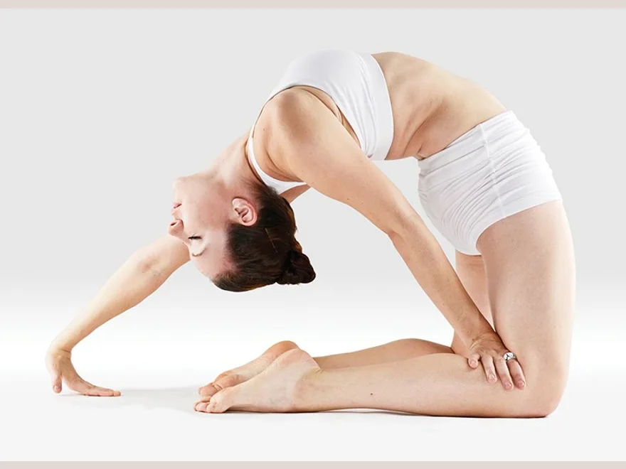 Little Thunderbolt (Laghu Vajrasana) — photograph